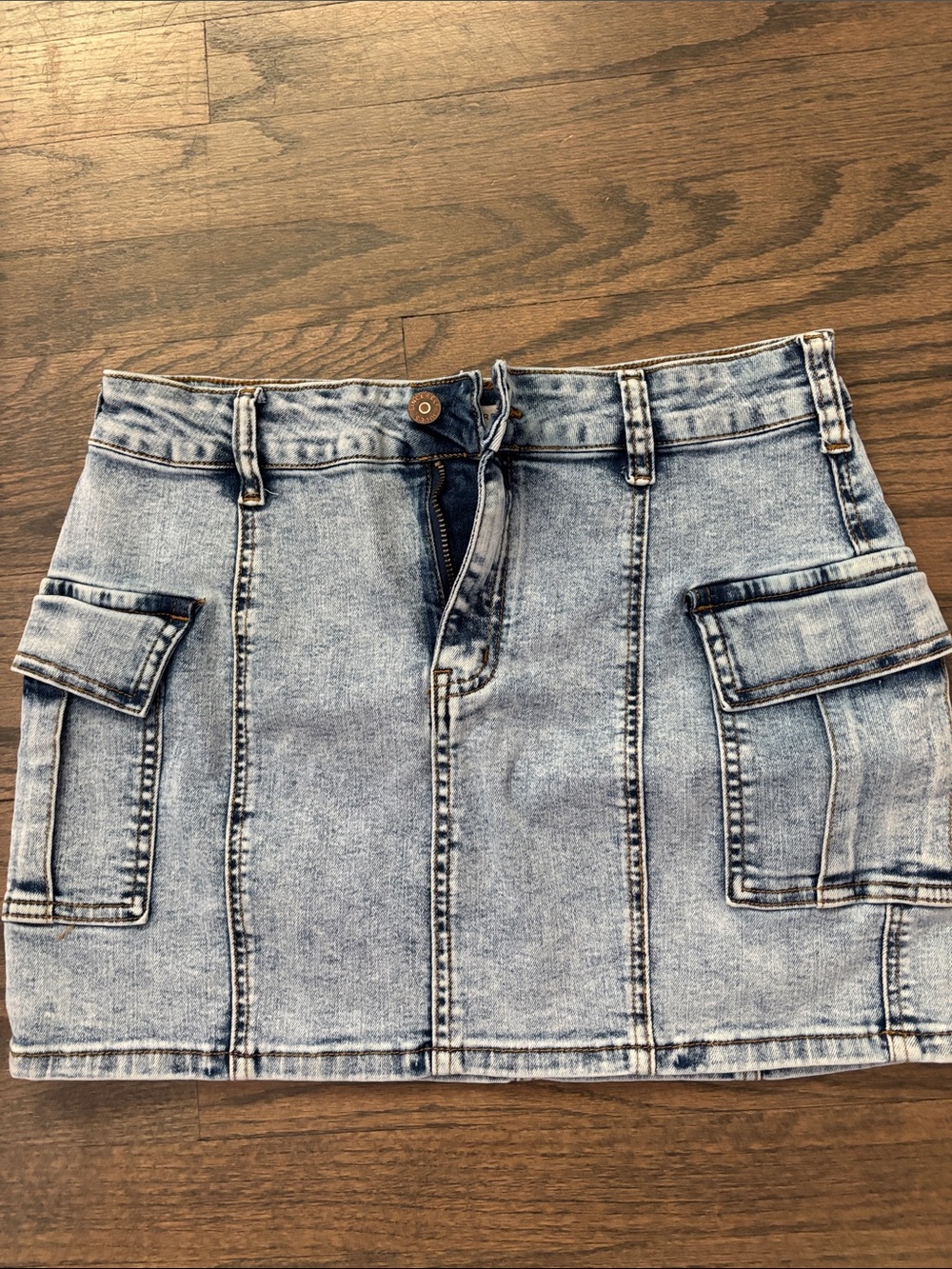 Sincerely Jules Light Blue Denim Cargo Mini Skirt - Picture 4 of 12